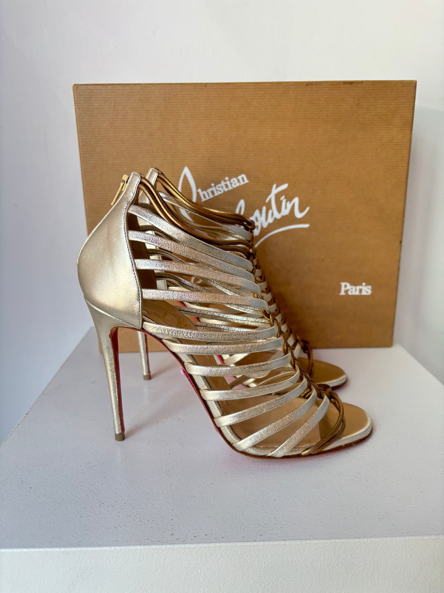 Christian Louboutin 'Milla' heels ~ size 37