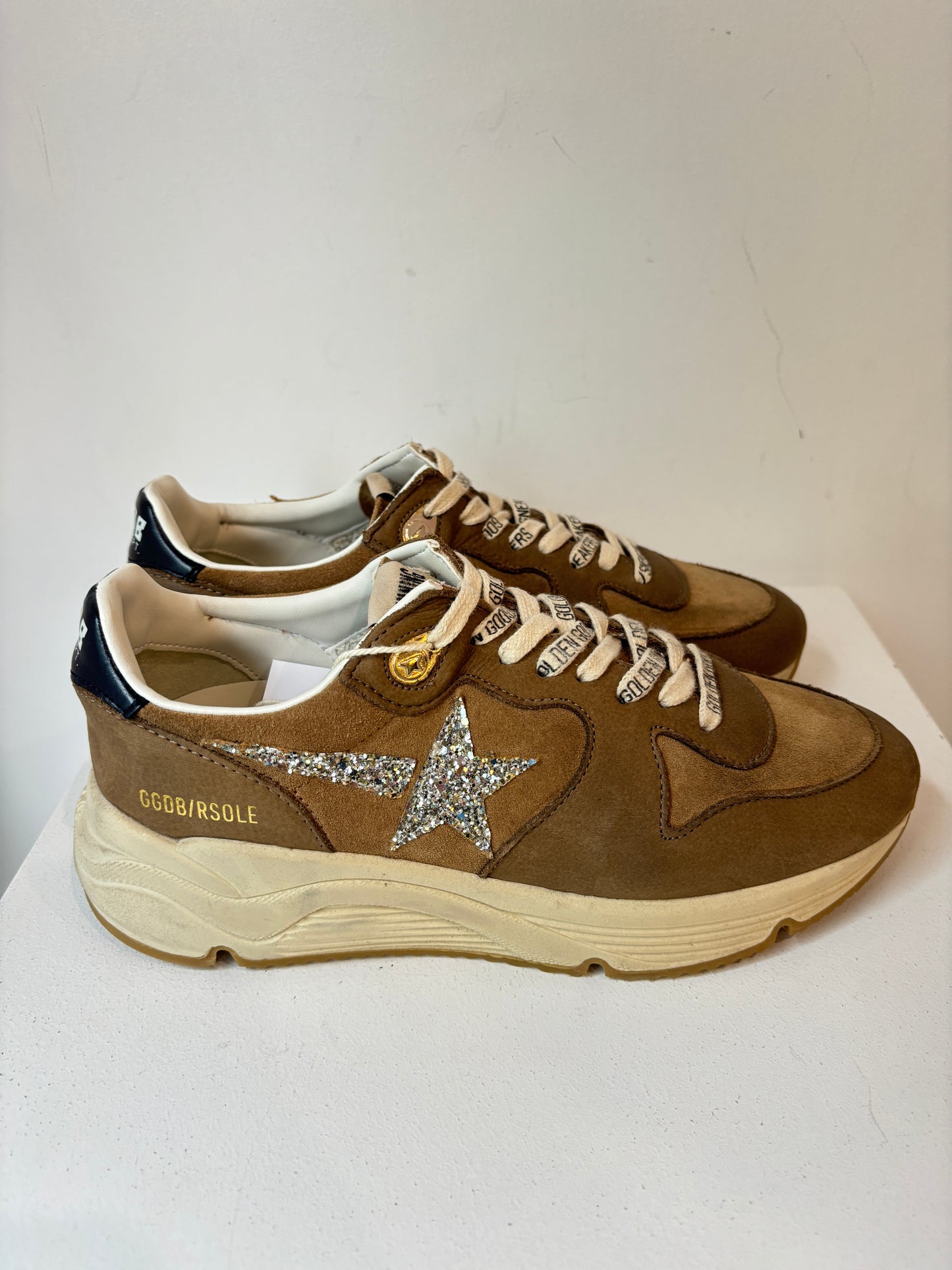 Golden Goose 'Running Sole' sneakers ~ size 38