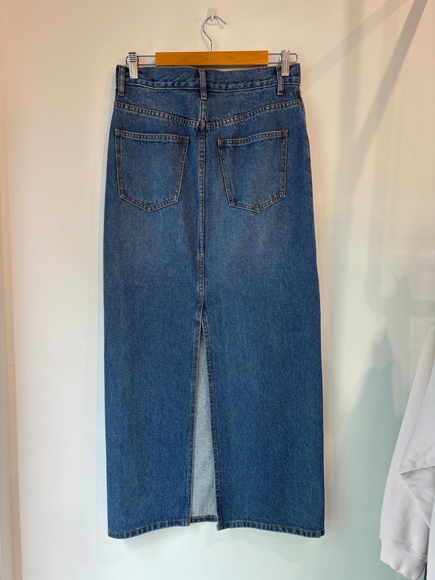 Camilla and Marc 'Rennie' skirt ~ size 8