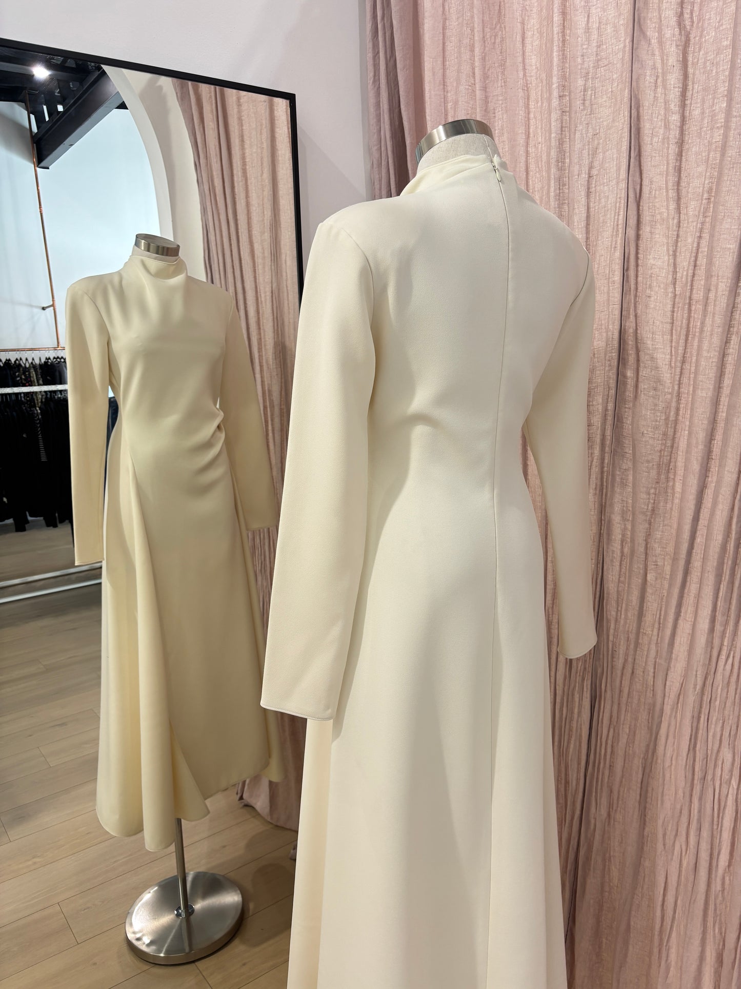 Camilla and Marc 'Otava' Midi Dress ~ size 8
