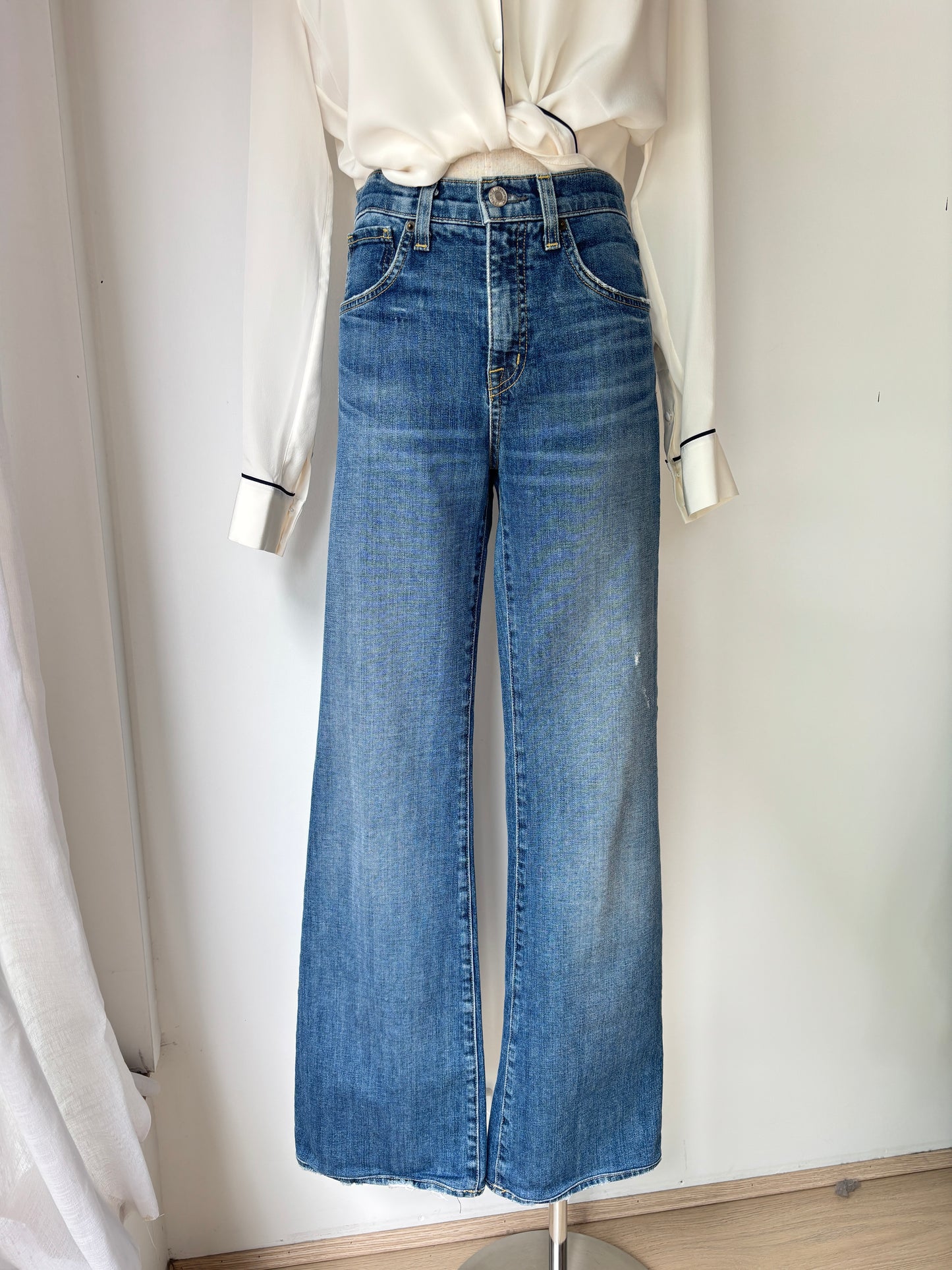 Nili Lotan 'Celia' Jeans ~ size 25 (au 8)