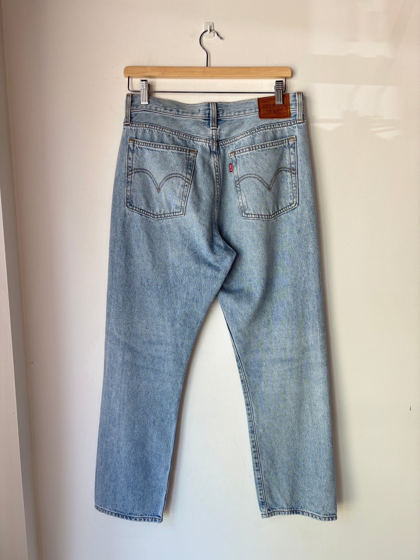Levi's Wedgie Straight Jeans ~ size 29 (au 11)
