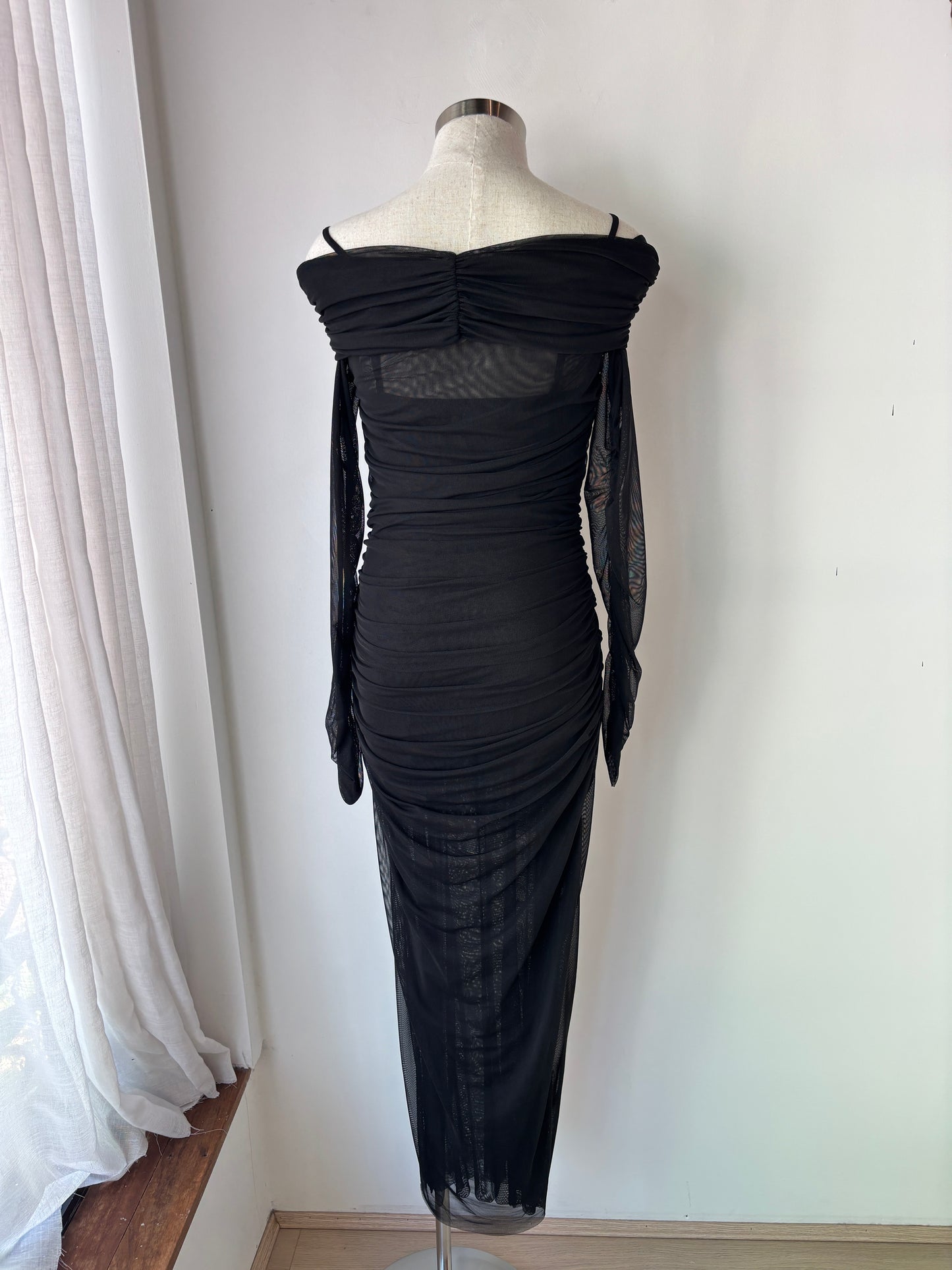 Shona Joy 'Mira' Dress ~ size Medium