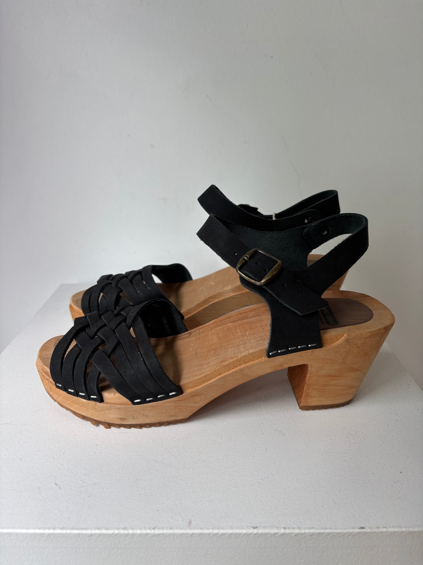Nordic Fusion Clogs ~ size 41