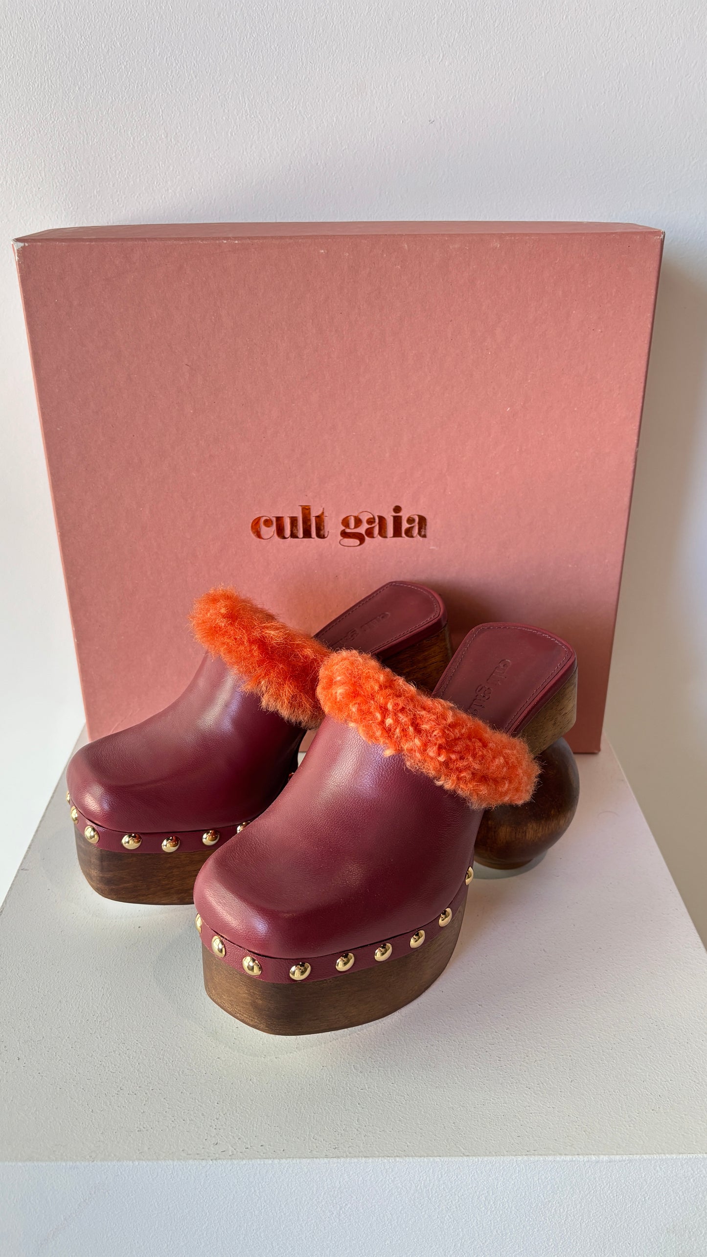 Cult Gaia 'Maude' Mules ~ size 36.5