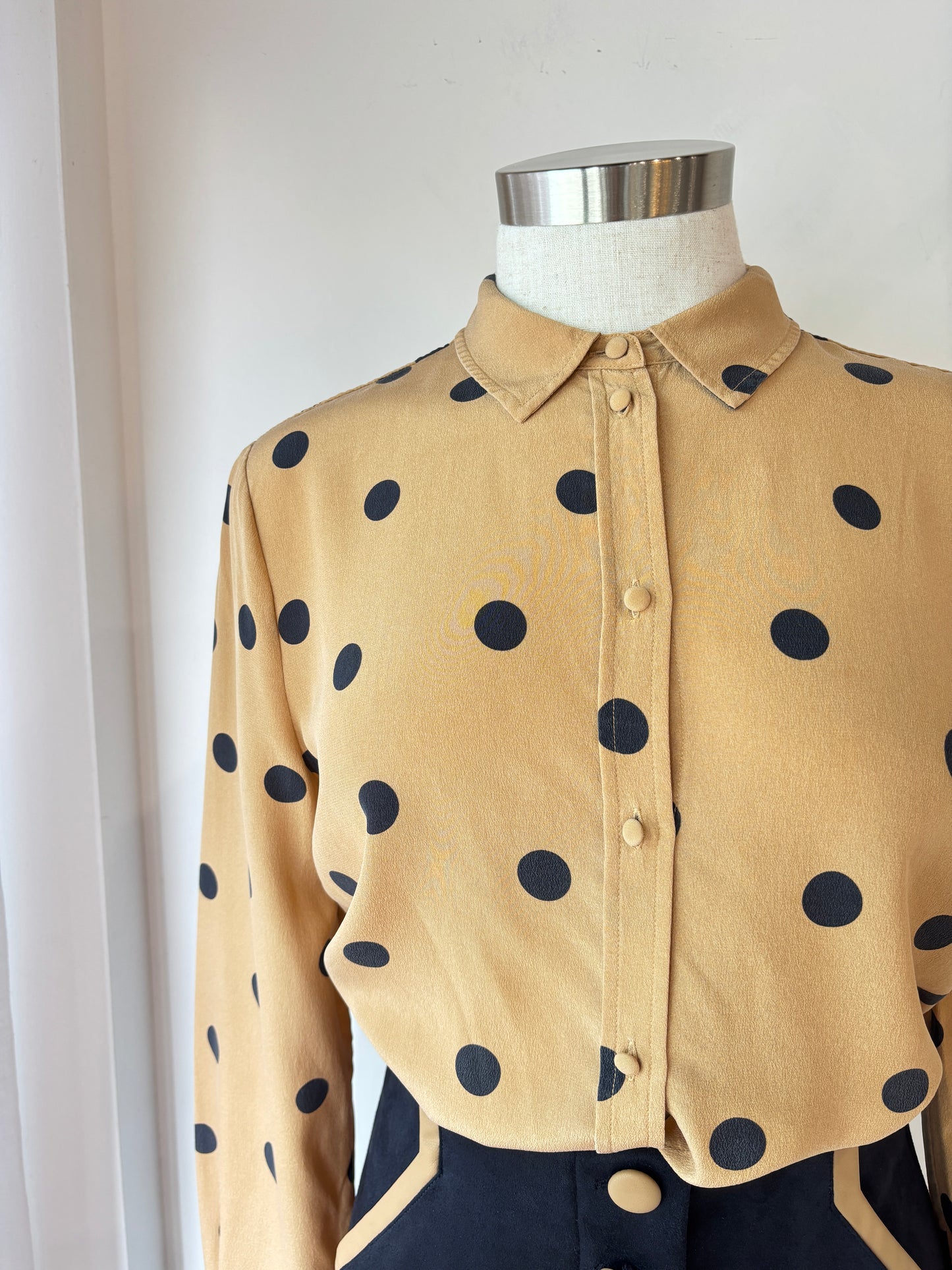 Sezane 'Ann' silk spot shirt ~ size 36 (au 8)