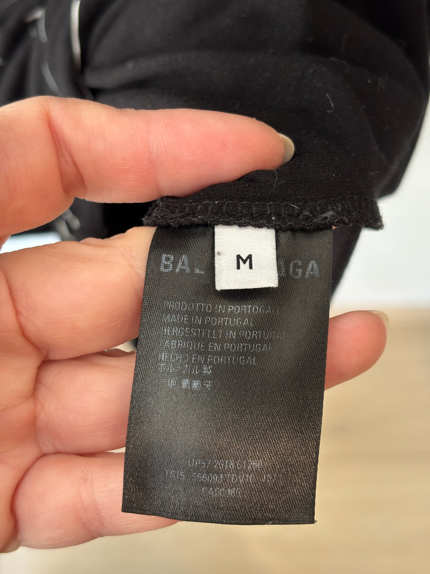 Balenciaga logo top ~ size M