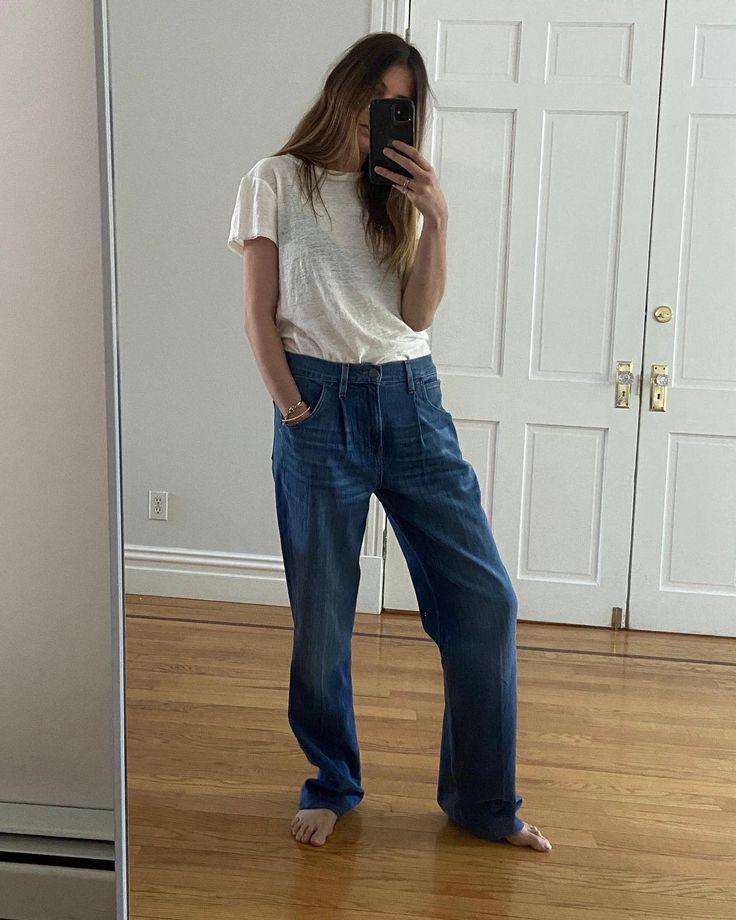 Frame 'Barker' Jeans ~ approx size 10