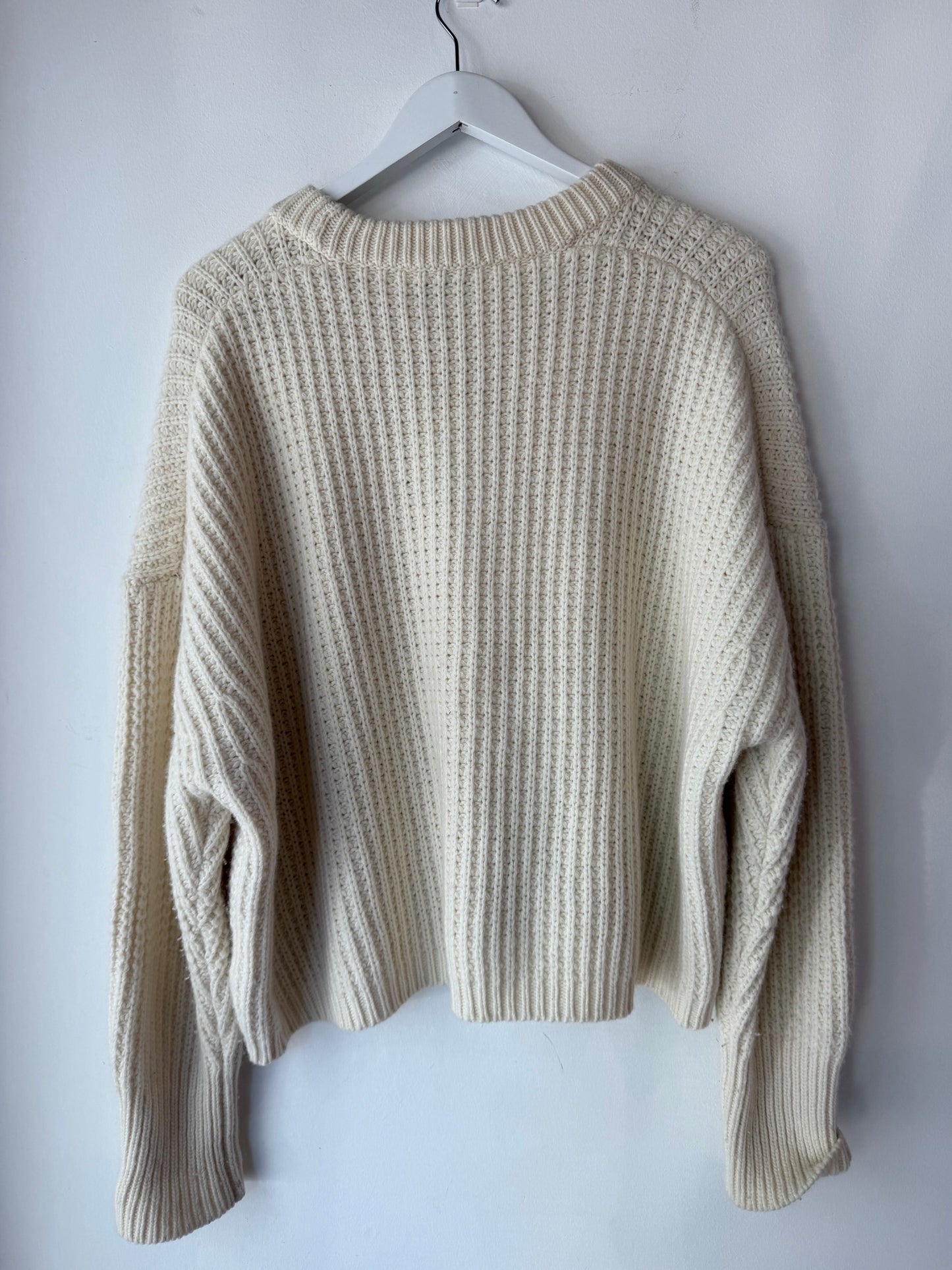 Oroton Chunky Knit ~ size Large
