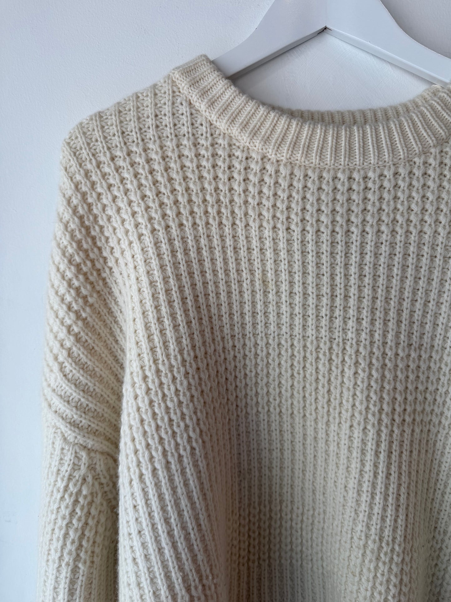 Oroton Chunky Knit ~ size Large