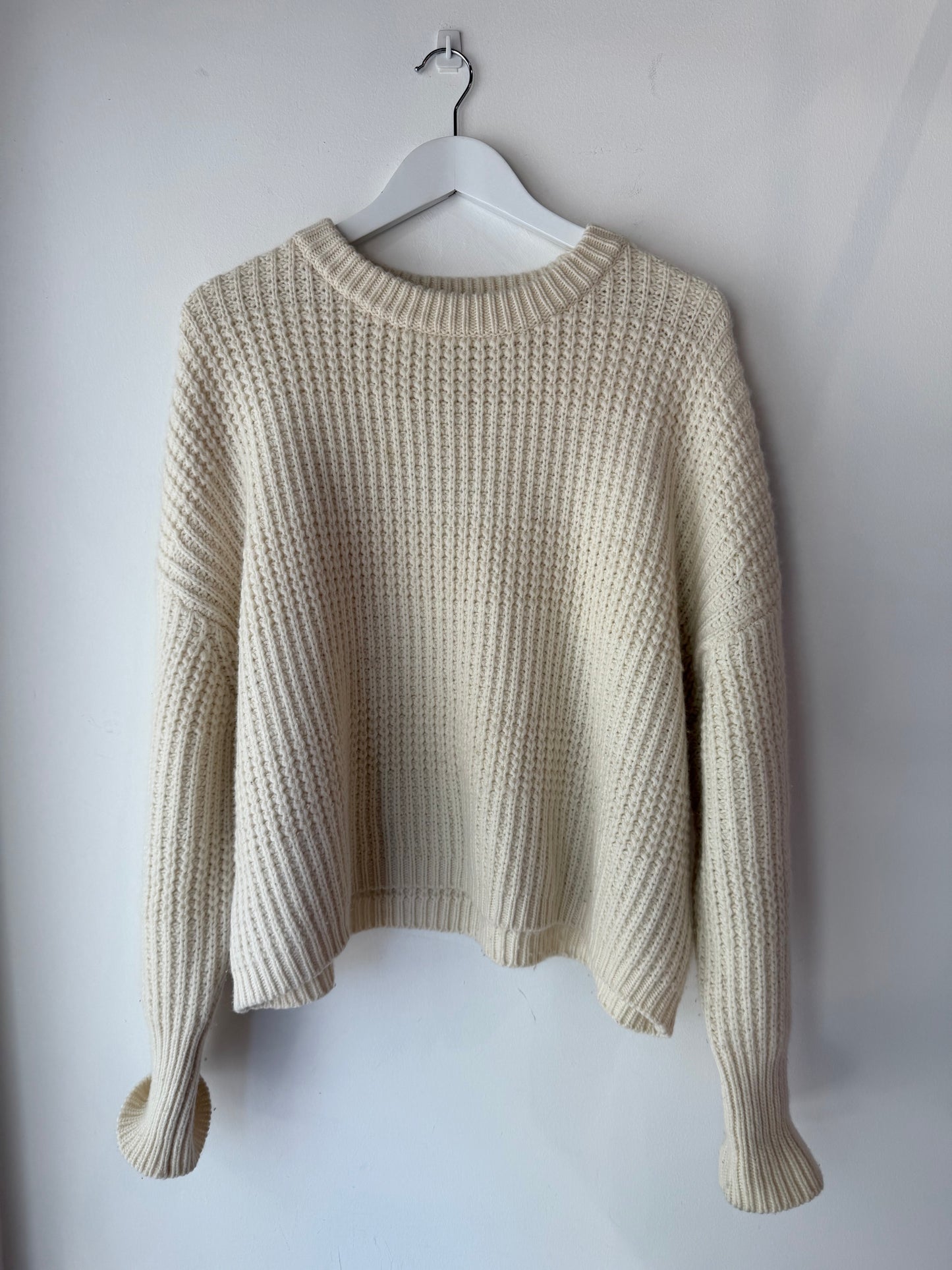 Oroton Chunky Knit ~ size Large