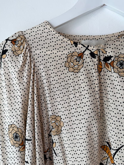 Second Female 'Rose' Top ~ size 38 (au 10)