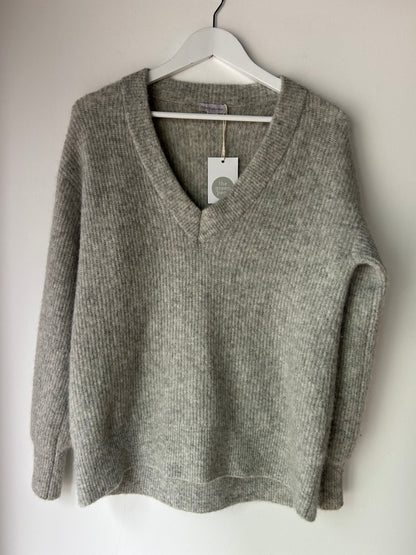Elka Collective Knit ~ size 8