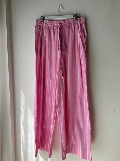Essentiel Antwerp 'Feebles' Pants ~ size 40 (au 10/12)