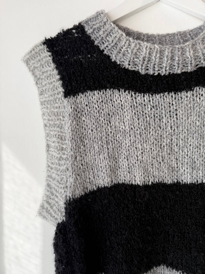 Uffa Collective Knit Vest ~ Large