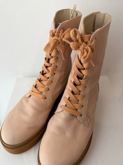 Flannel 'Fallon' Boots ~ size 41