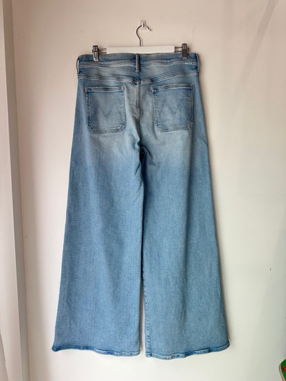 Mother 'Undercover Sneak' Jeans ~ size 29