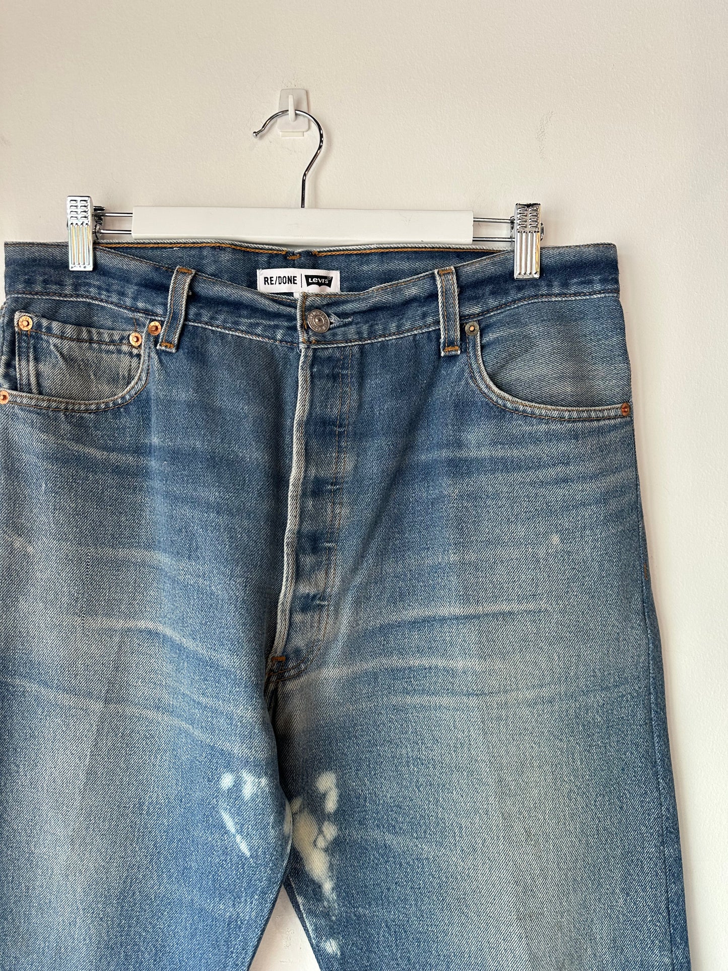 Re/Done x Levis Distressed Jeans ~ size 31