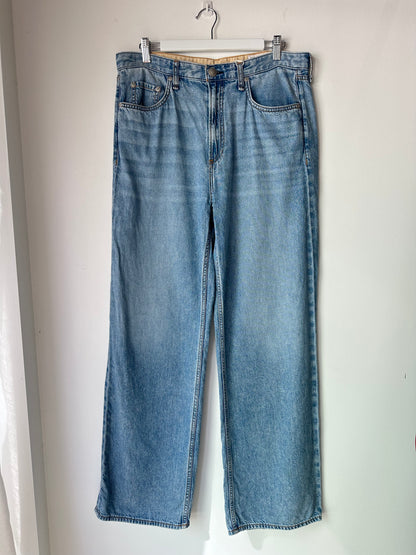 Rag & Bone 'Featherweight Logan' Jeans ~ size 30