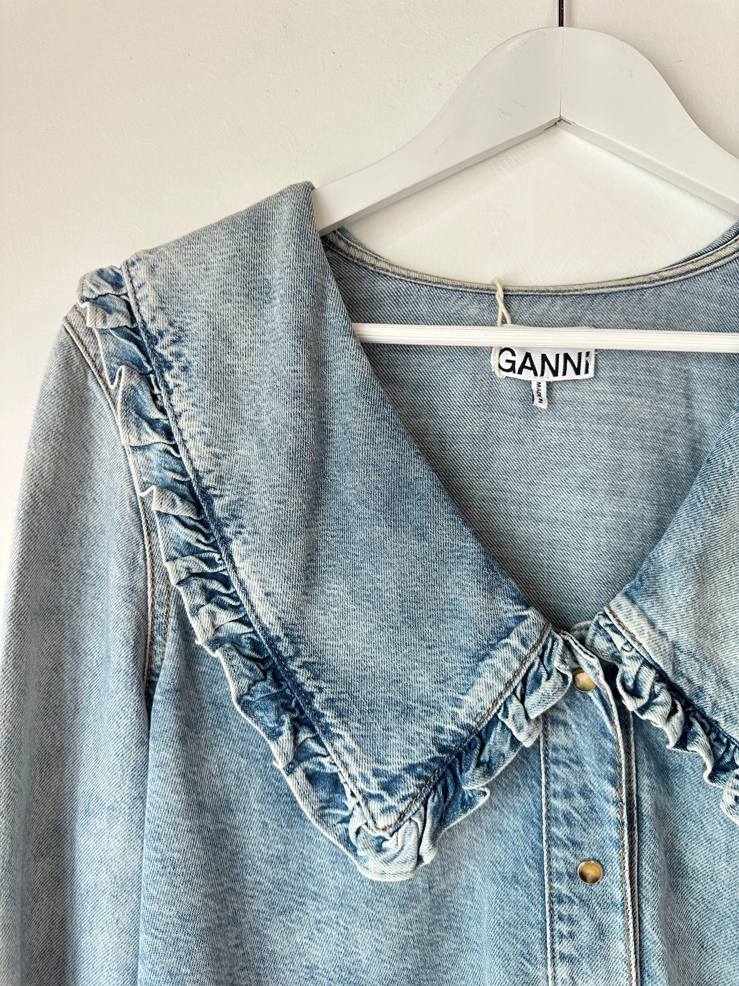 Ganni denim shirt~ size 40 (au 12)