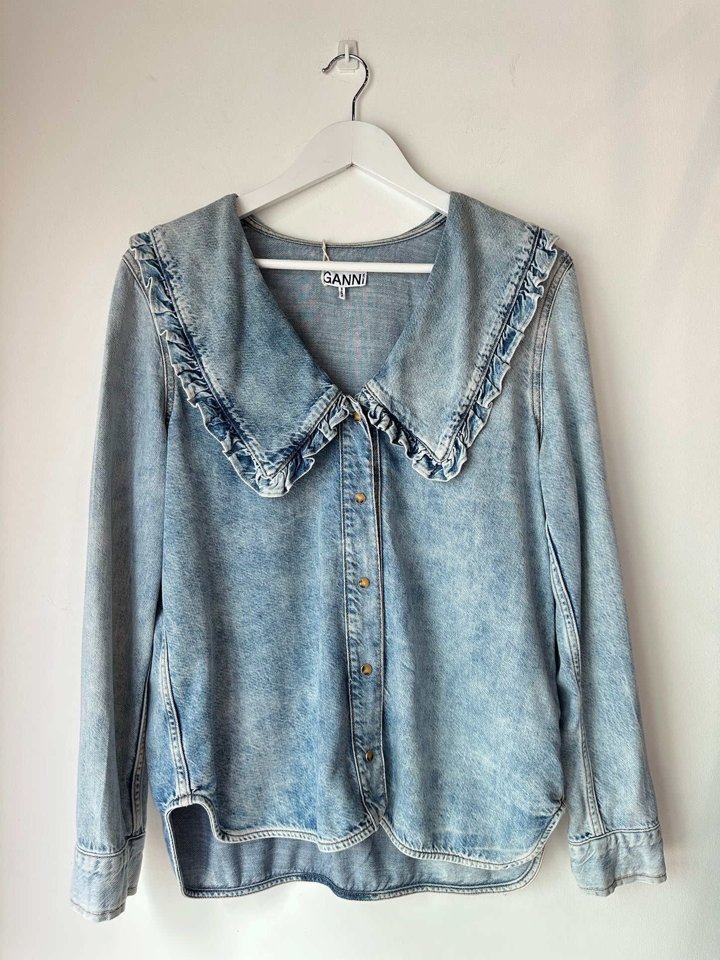 Ganni denim shirt~ size 40 (au 12)