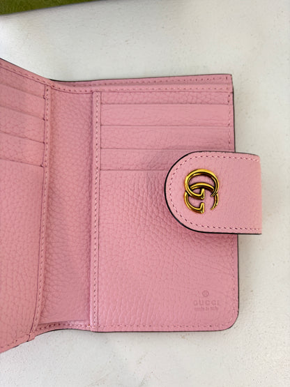 Gucci 'Double G' pink wallet
