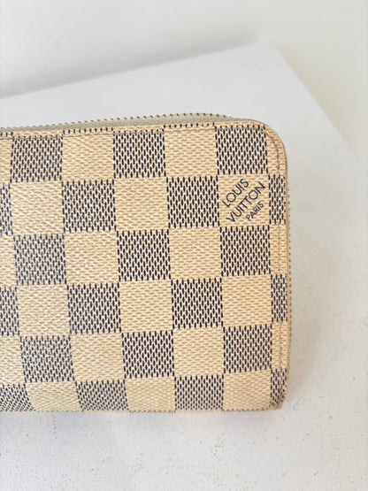 Louis Vuitton 'Zippy' wallet in Damier Azur