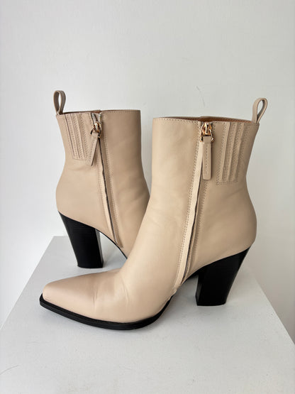 Alias Mae 'Tayla' boots ~ sz 41