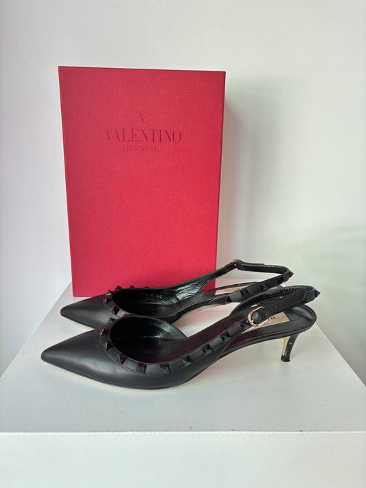Valentino 'Rockstud' kitten heels ~ size 40