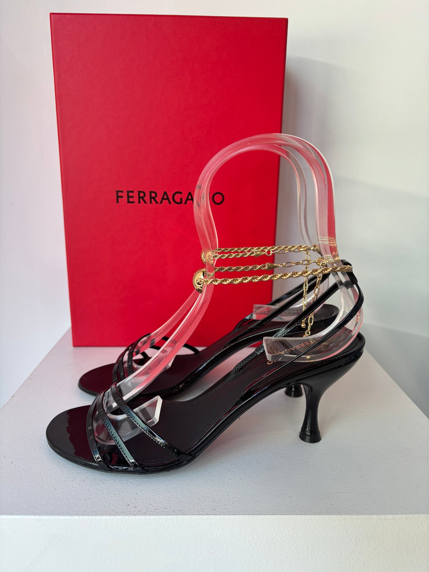 Ferragamo 'Denise' patent heels ~ size 7 (EU 37.5)