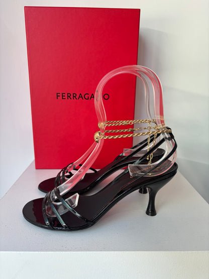 Ferragamo 'Denise' patent heels ~ size 7 (EU 37.5)
