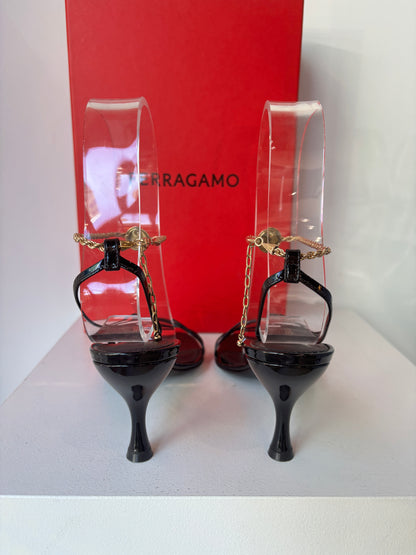 Ferragamo 'Denise' patent heels ~ size 7 (EU 37.5)