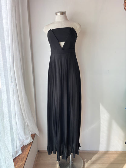 Nicholas black strapless gown ~ size 10