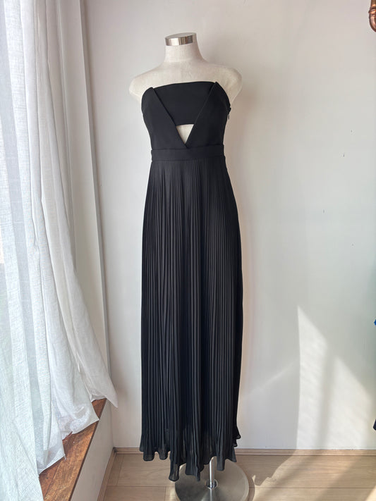 Nicholas black strapless gown ~ size 10
