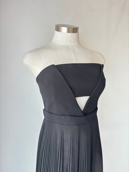 Nicholas black strapless gown ~ size 10