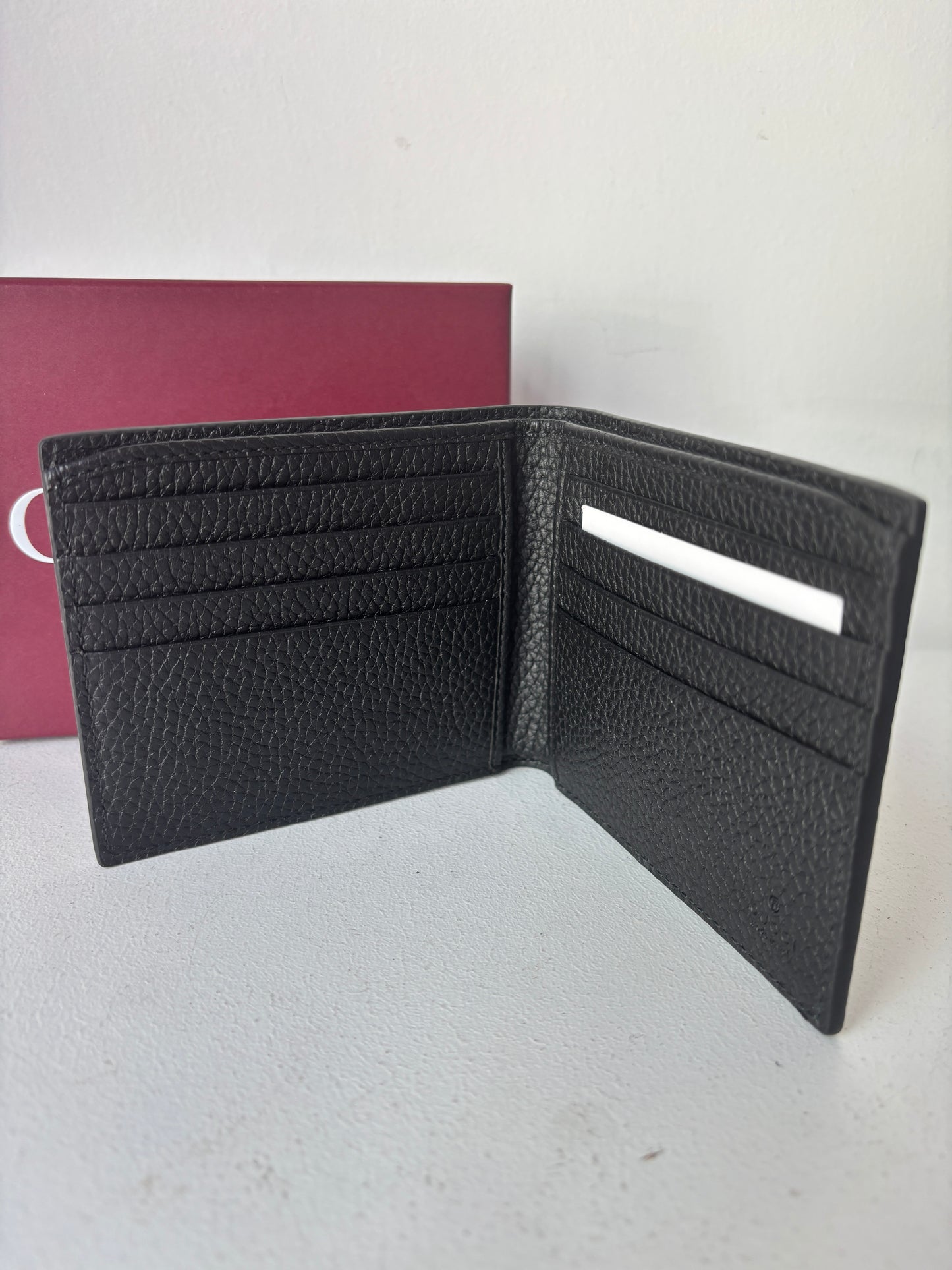 Gucci Jumbo Logo mens bifold wallet