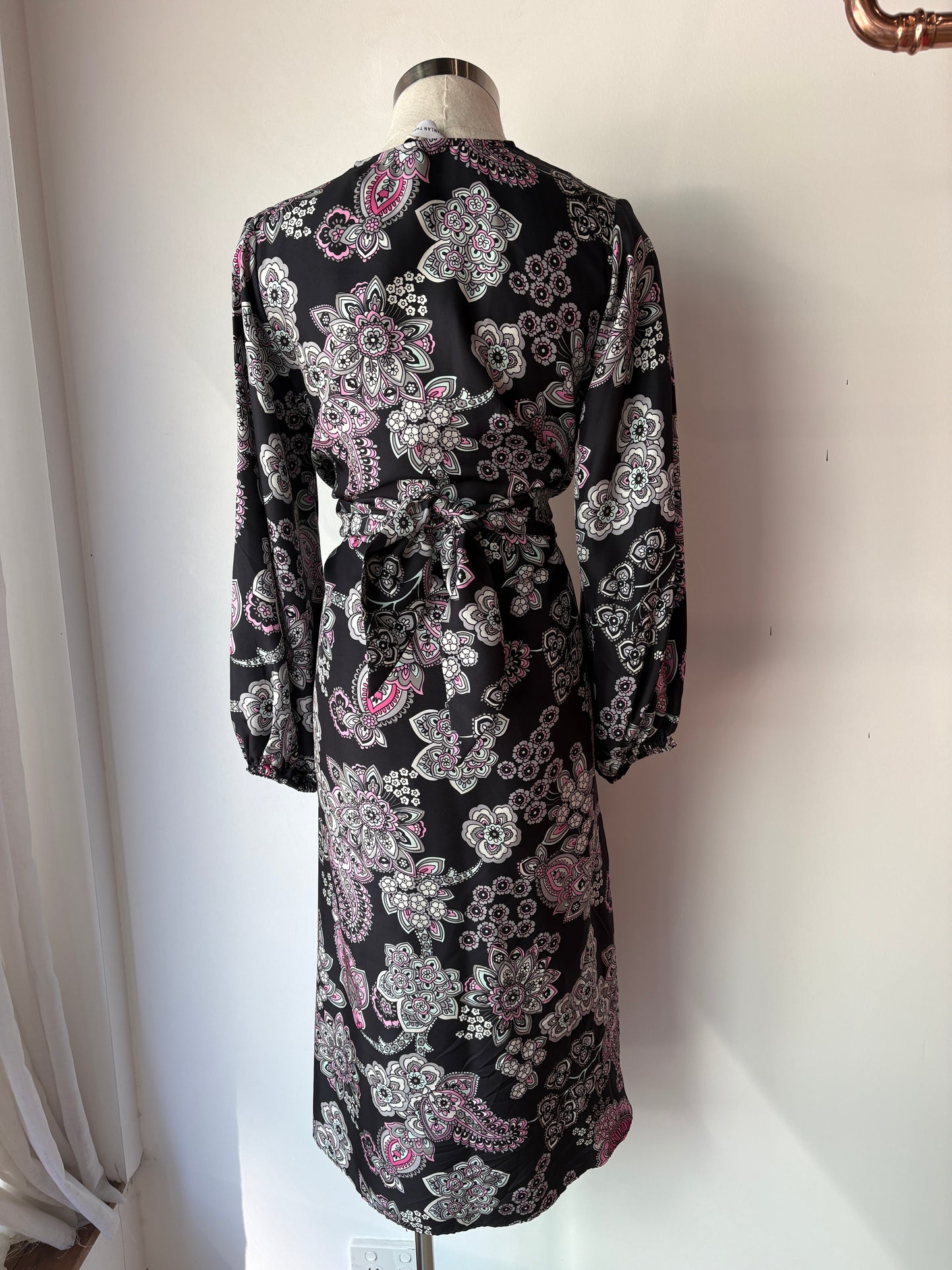 Scanlan Theodore Silk Dress ~ size 8