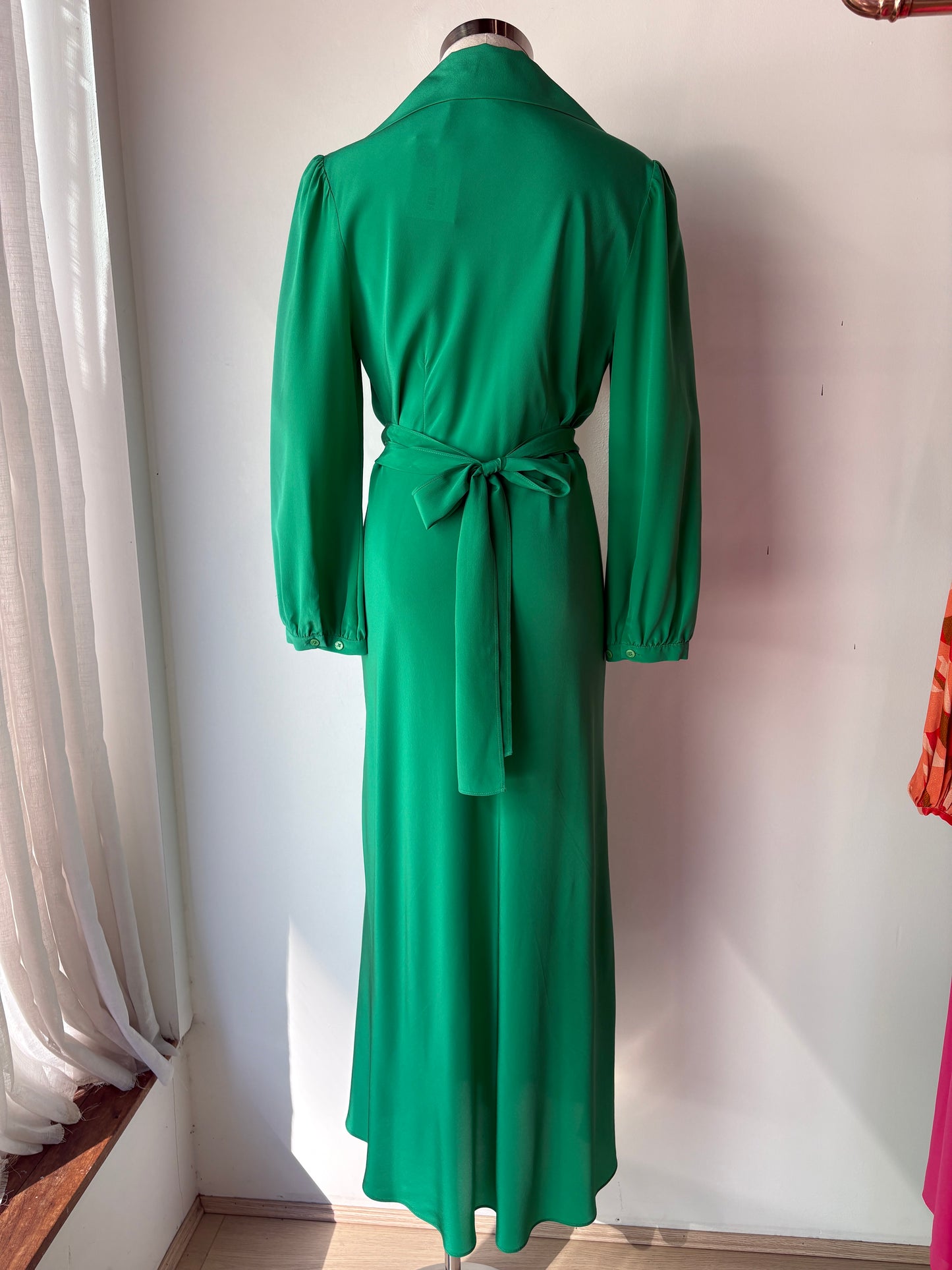 Scanlan Theodore Silk Dress ~ size 8