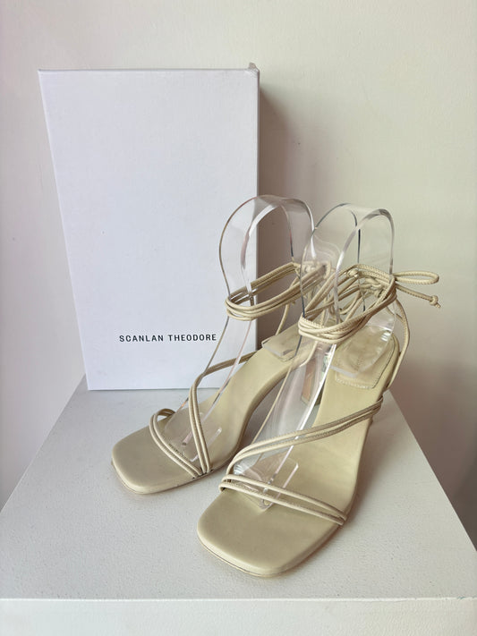 Scanlan Theodore heels ~ size 40