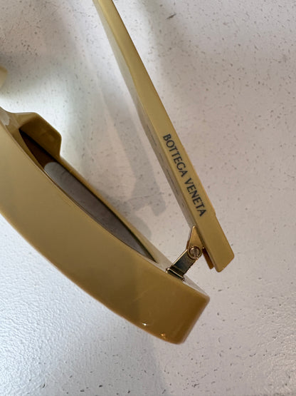 Bottega Veneta cat eye sunglasses