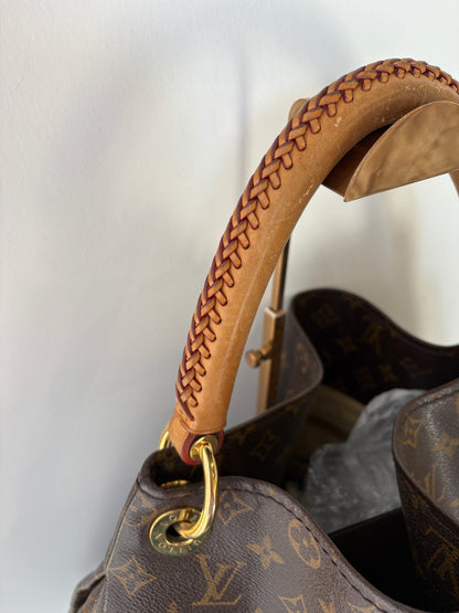 Louis Vuitton 'Artsy' Tote