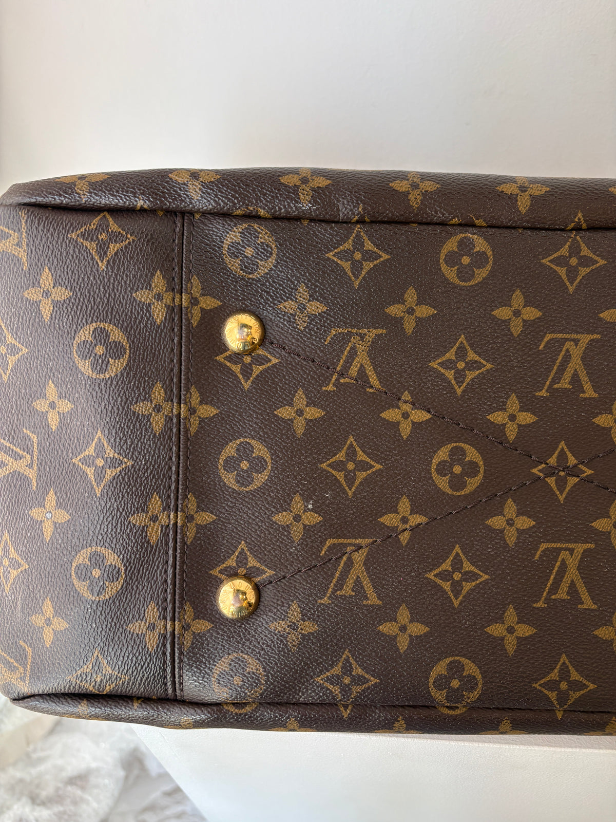 Louis Vuitton 'Artsy' Tote