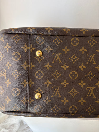 Louis Vuitton 'Artsy' Tote