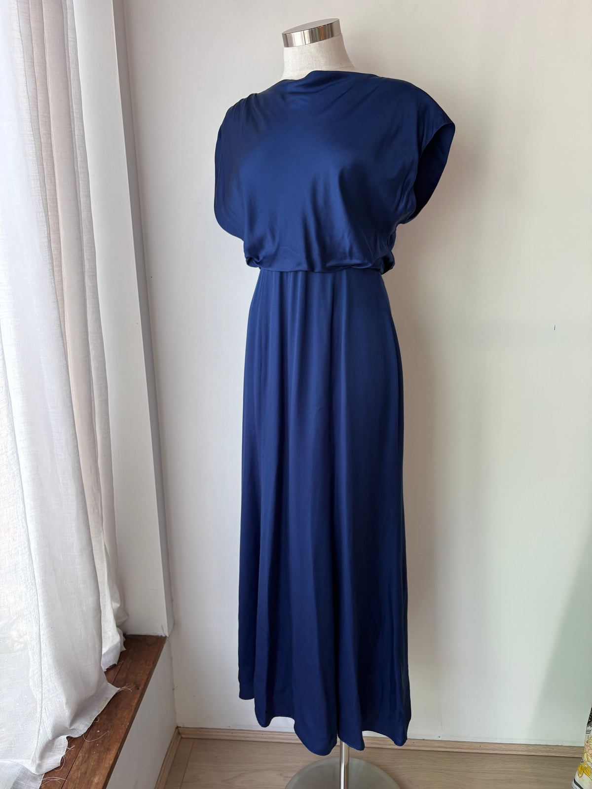 Morrison 'Fredrika' maxi dress ~ size 1 (au 10)