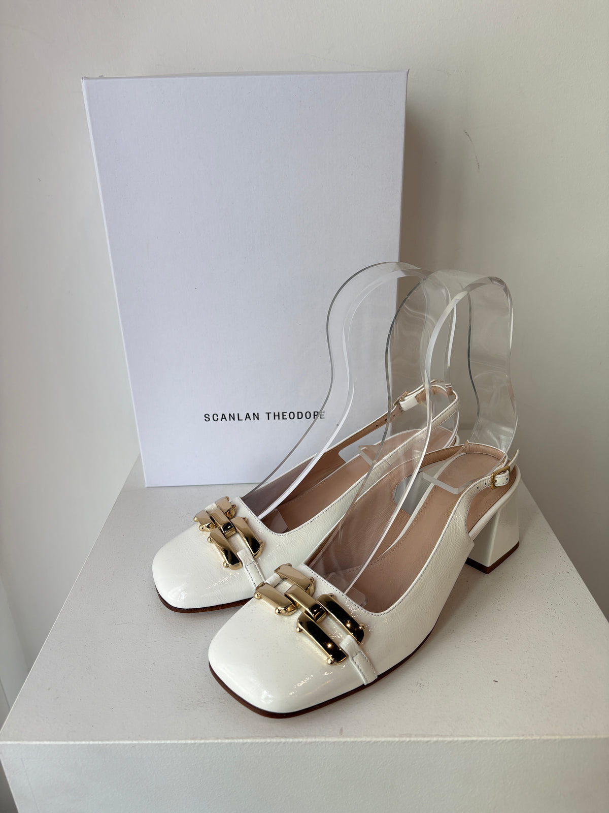 Scanlan Theodore Sling Back Heels ~ size 37