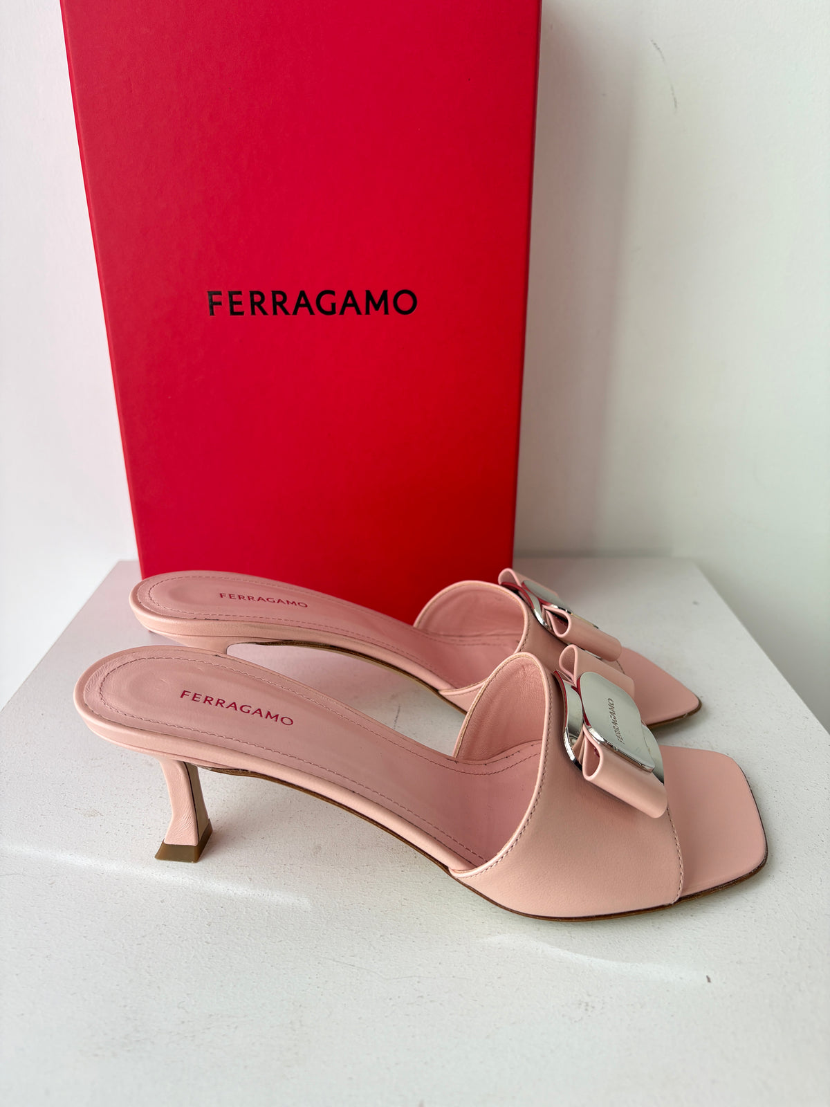 Ferragamo 'Zelie' heels ~ size 6.5