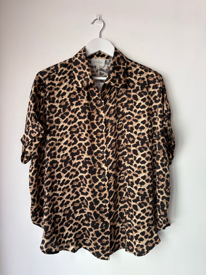 Amare ‘Harper’ shirt ~ size 8