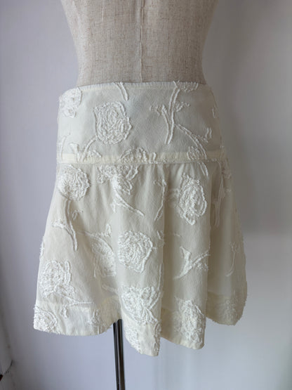 Dissh cream mini skirt ~ size 10