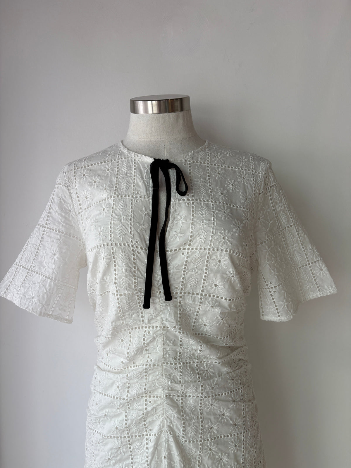Ganni 'Broderie Anglaise' Dress ~ size 38 (au 10)