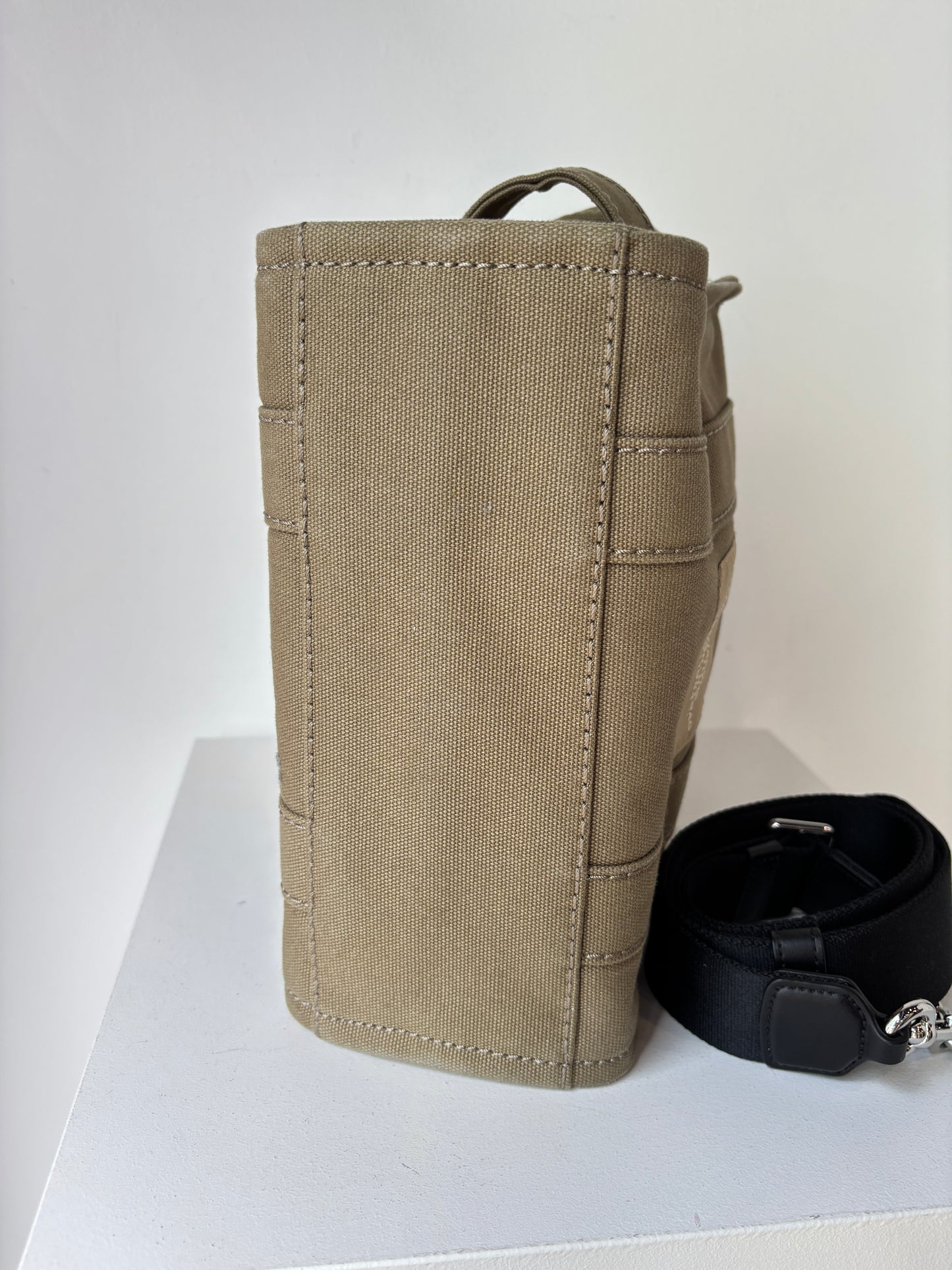 Marc Jacobs 'The Tote Bag' ~ Mini